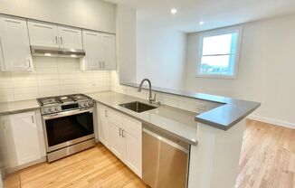Stunning 2BD/1BA Marina Apartment! In Unit Laundry! VIEWS!!! PROGRESSIVE