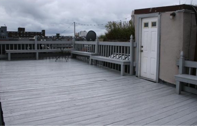 3 beds, 1 bath, $4,675, Unit 1