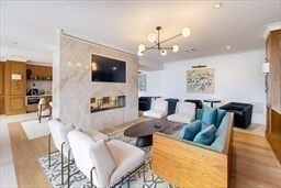 1 bed, 1 bath, 716 sqft, $3,600, Unit 720