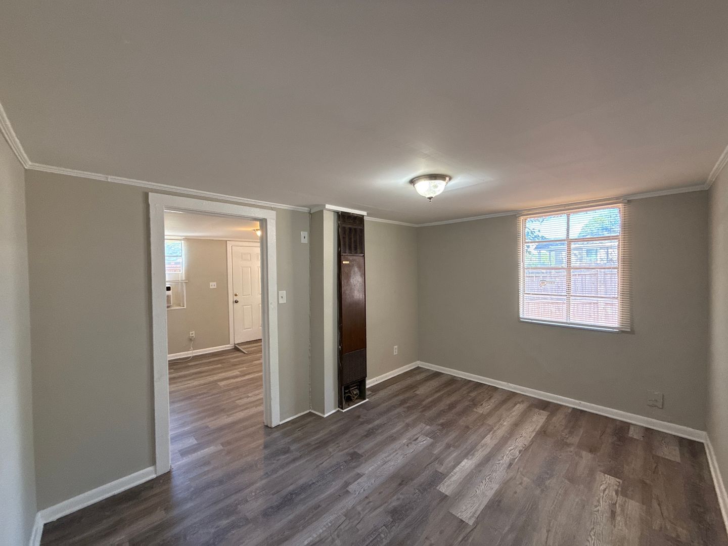 2-Bedroom Duplex!