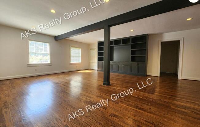 2705 11 AVE S