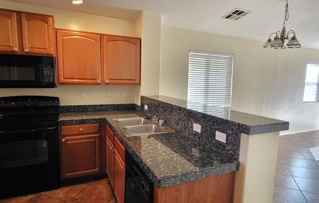 NICE 4 BED 2 BATH CORNER LOT HOME IN MARICOPA!!