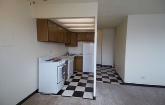 2 beds, 1.5 baths, 820 sqft, $1,450, Unit 501