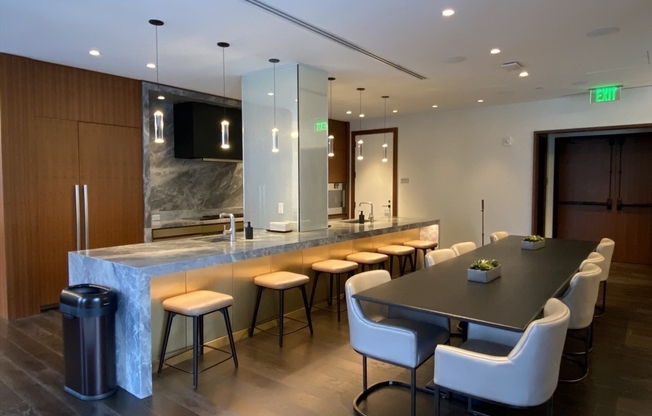 2 beds, 2.5 baths, 1,611 sqft, $14,900, Unit 2201
