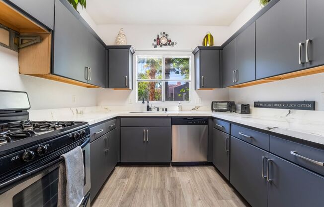 3 Bedroom Furnished Condo in Spanish Palms