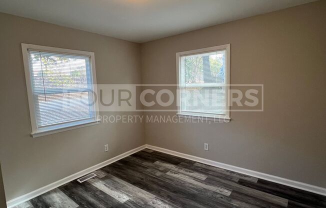 2 beds, 1 bath, $1,195, Unit A