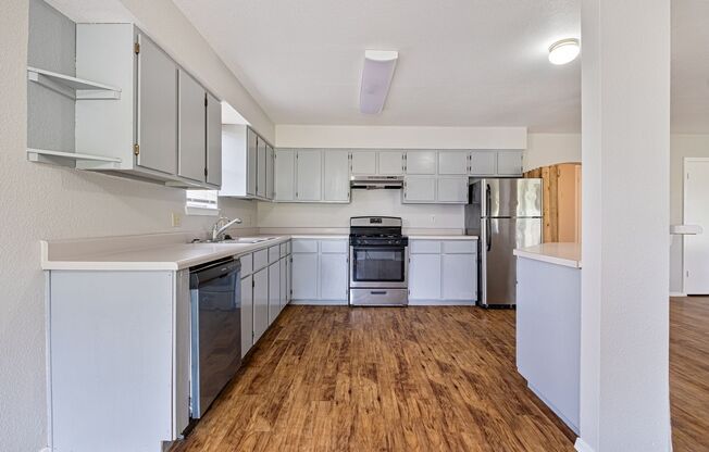 Charming 2 Bedroom 1 Bath on 3 Acres in Georgetown