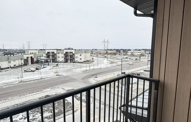 3 beds, 2 baths, 1,391 sqft, $1,950, Unit C333