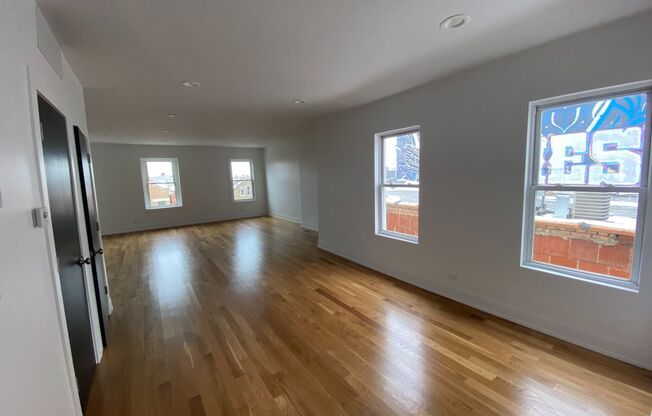 3 beds, 2 baths, 1,500 sqft, $2,800, Unit Unit 4