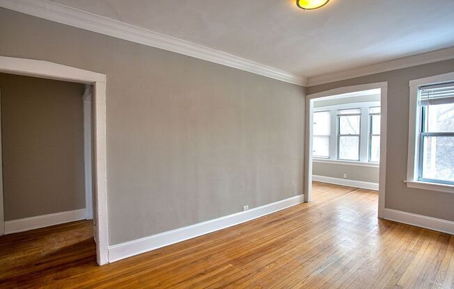 3 beds, 1 bath, 1,100 sqft, $2,395, Unit 1832 - 1A