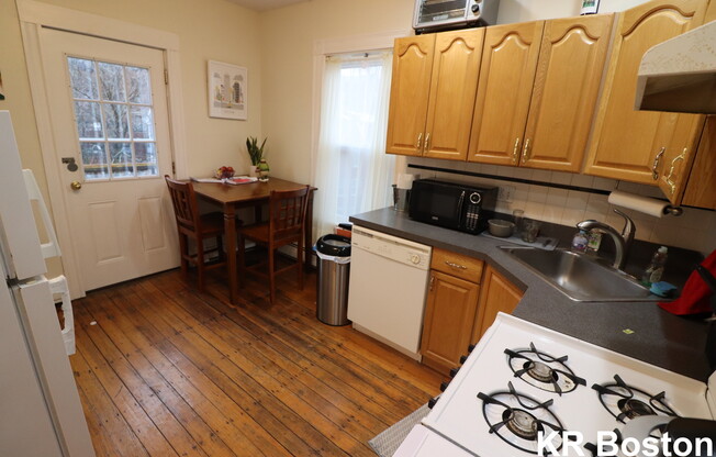 25 Everett St, Allston MA 2