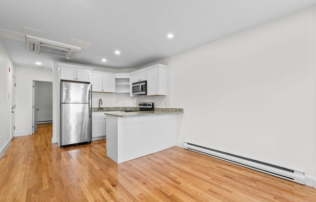 754 HUNTINGTON AVE