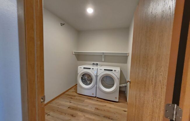 2 beds, 1 bath, 1,090 sqft, $1,230, Unit 107