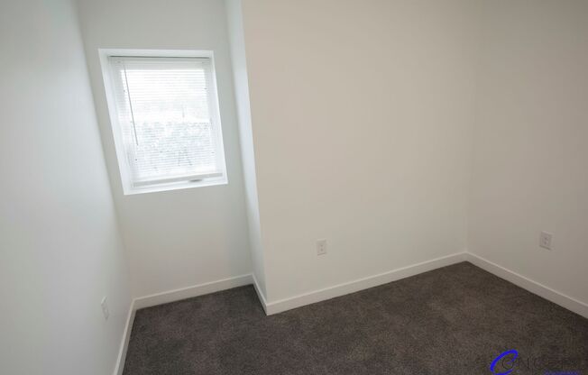 1 bed, 1 bath, 593 sqft, $1,299, Unit 39