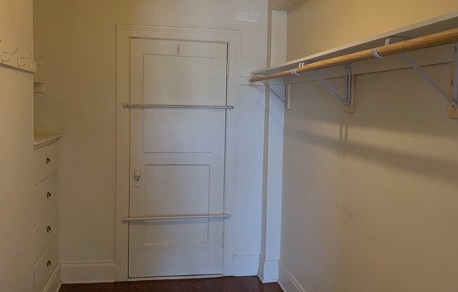 1 bed, 1 bath, $1,025, Unit Unit 3