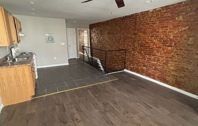 2080 E Venango Street