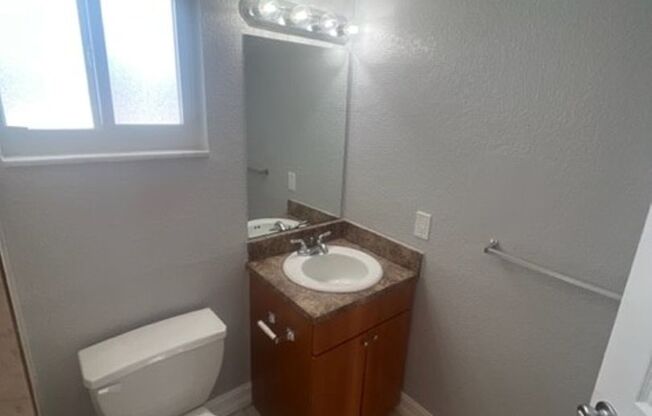 Studio, 1 bath, 550 sqft, $1,495, Unit 113