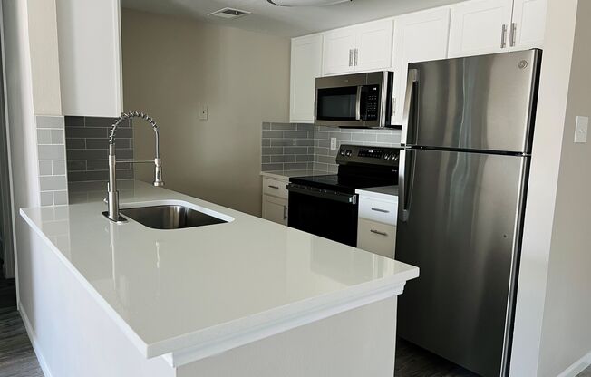 Gallery Photo 15
