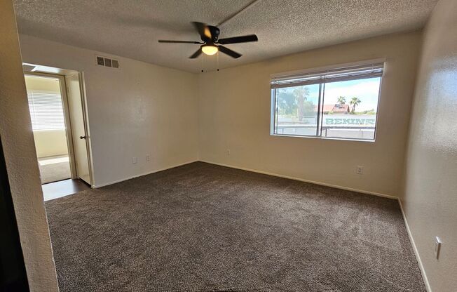 2 beds, 1 bath, 880 sqft, $1,195, Unit 208