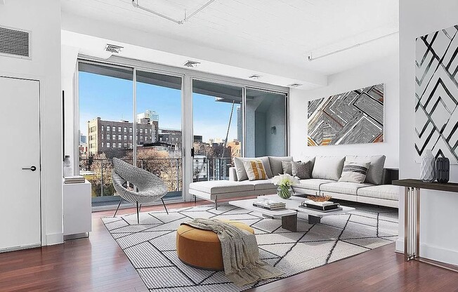 1 bed, 1 bath, $5,700, Unit 4K