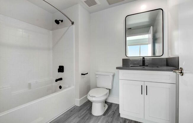 2 beds, 2 baths, 865 sqft, $2,595, Unit 406