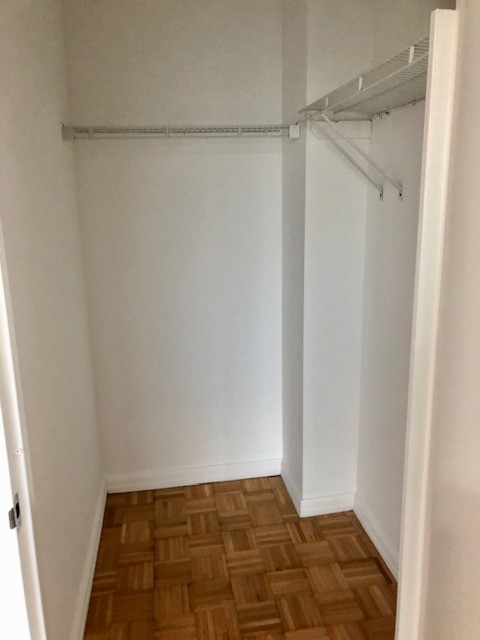 1 bed, 1 bath, 595 sqft, $3,455, Unit 920