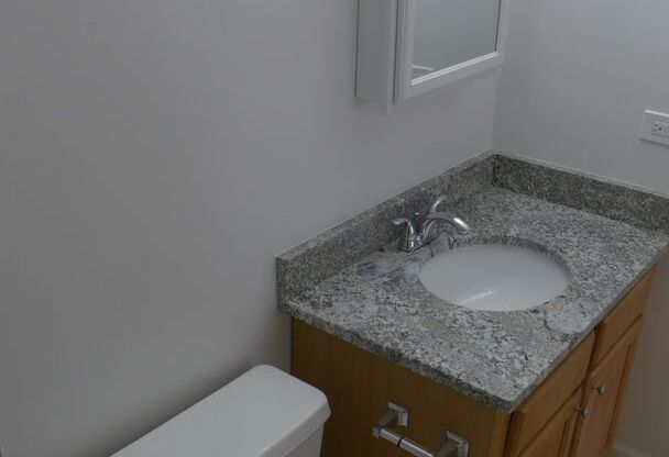 1 bed, 1 bath, 600 sqft, $1,675, Unit 803