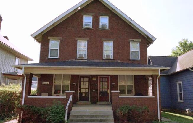 2212 B INDIANOLA AVE