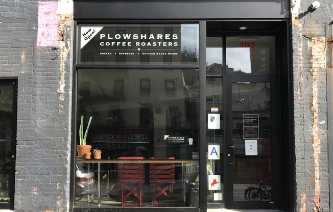 3 beds, 1.5 baths, 1,000 sqft, $4,500, Unit D21C