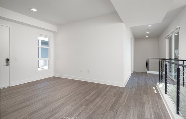 2 beds, 2 baths, 1,305 sqft, $3,418, Unit 204