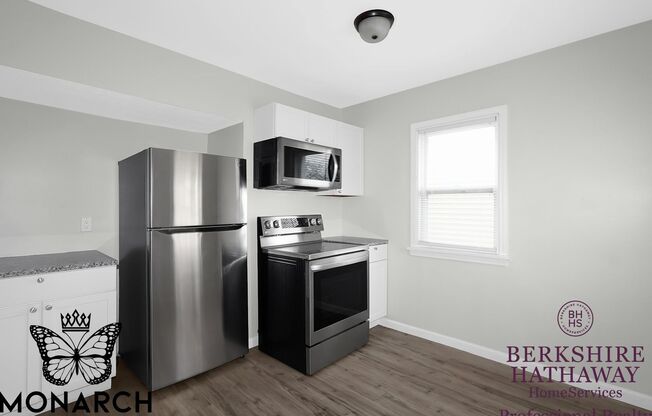 2 beds, 1 bath, 812 sqft, $1,100, Unit 1677