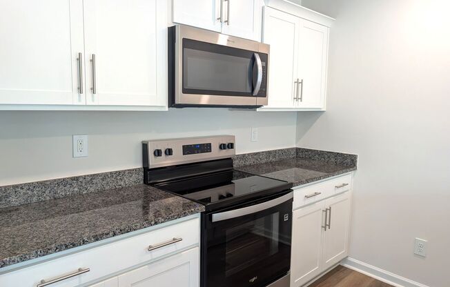 Beautiful, end-unit, townhome located in the Mallard Creek Towns Community in Charlotte!
