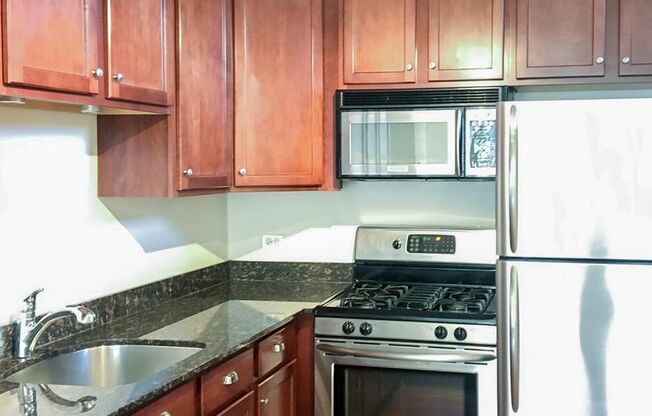 2 beds, 1 bath, 645 sqft, $2,795, Unit 1216WAV2