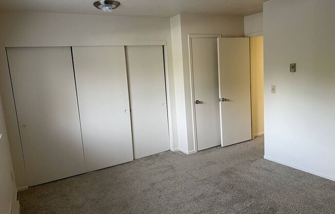 2 beds, 1.5 baths, 972 sqft, $1,850, Unit 150-09