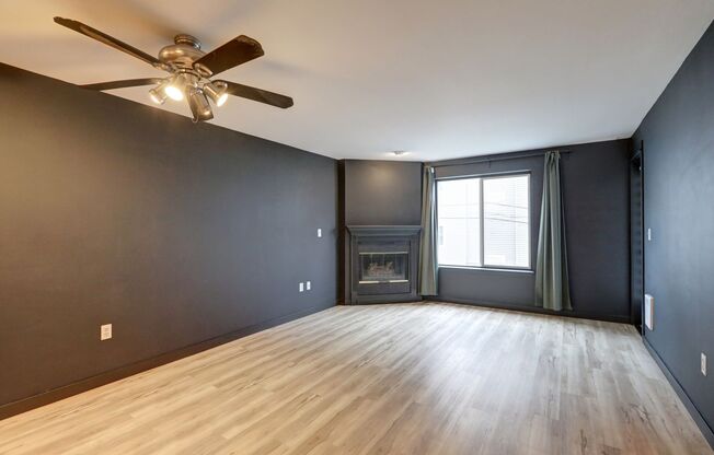 Charming 1 bedroom, 1 bathroom Queen Anne condo