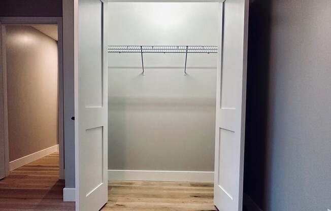 1 bed, 1 bath, 715 sqft, $3,300, Unit 201