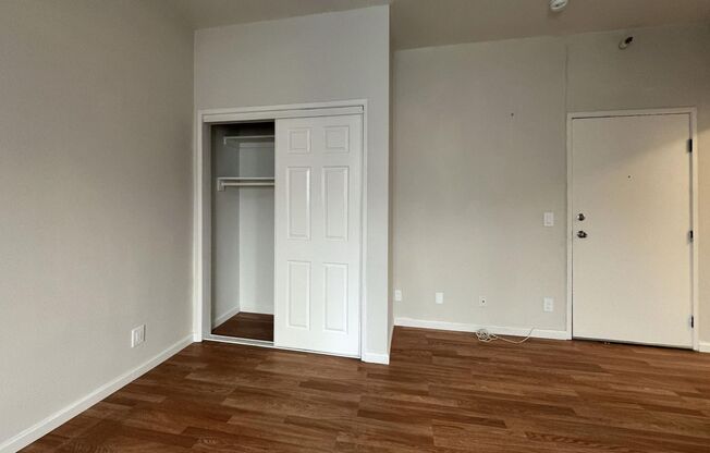 COR - 733 S. Coronado St