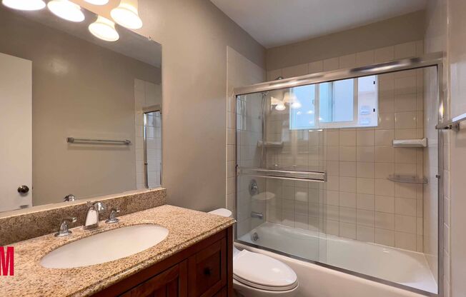 1 bed, 1 bath, $2,099, Unit 4