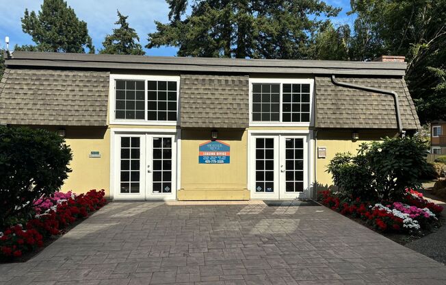 1 bed, 1 bath, 750 sqft, $1,599, Unit C303