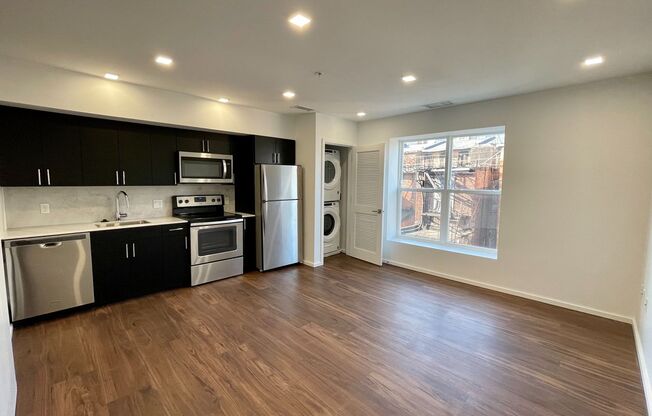 1 bed, 1 bath, 518 sqft, $1,468, Unit 313