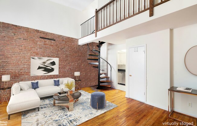 53 W 76 ST