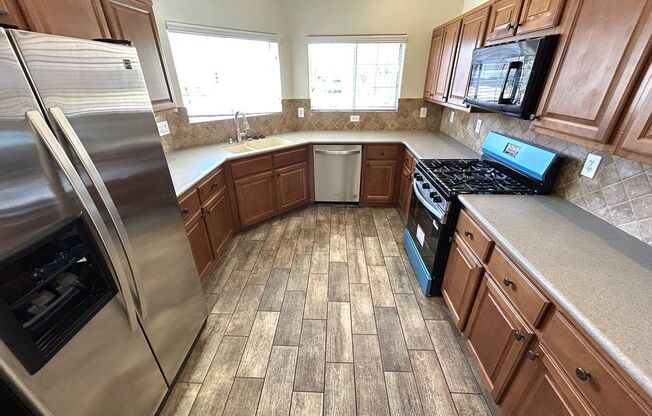 Beautiful 3 bedroom home in gated community