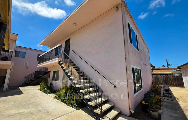 211 CYPRESS ST