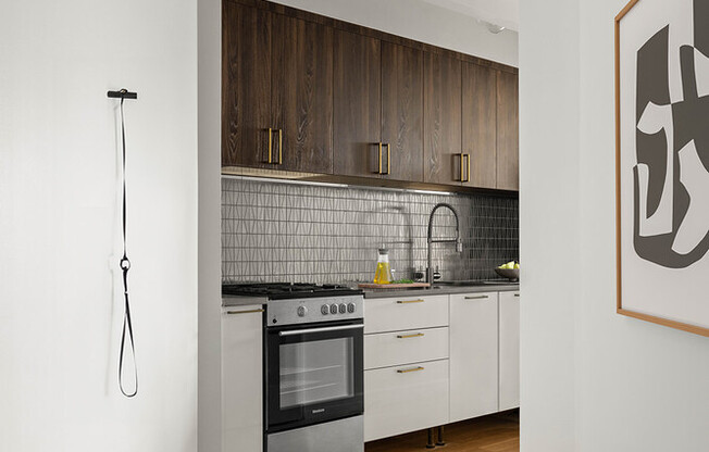 Studio, 1 bath, $3,750, Unit 703
