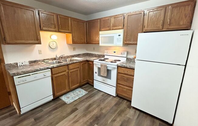 1 bed, 1 bath, 400 sqft, $599, Unit 114.5