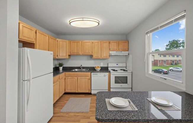 2 beds, 1 bath, 847 sqft, $1,895, Unit 106-09