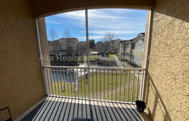 1 bed, 1 bath, 851 sqft, $1,300, Unit Apartment 2405