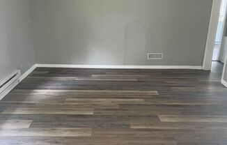 408 W Centennial