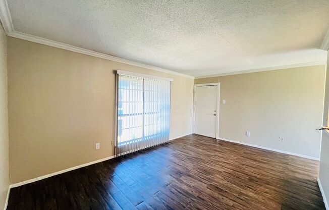 1 bed, 1 bath, 666 sqft, $1,175, Unit 2-208