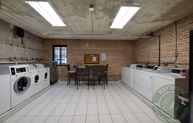 1 bed, 1 bath, 700 sqft, $1,750, Unit 304